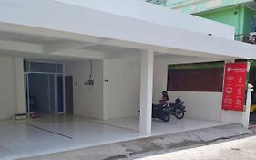 Reddoorz Near Gor Uny